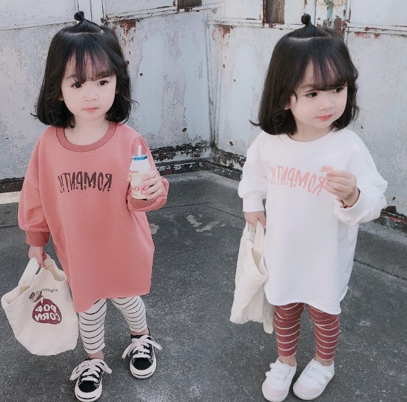 2021春服新作韓国子供服　女の子　英字ロゴ　２色Ｔシャツ