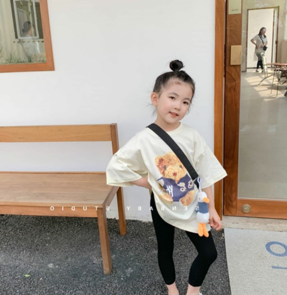 2022夏服新作韓国子供服　女の子  くまちゃん柄　半袖ｔシャツ