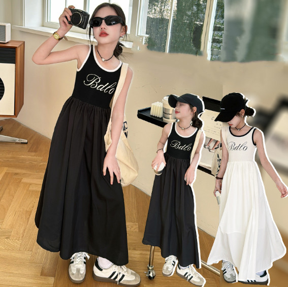 2025夏服新作韓国子供服　英字ロゴ　ワンピース