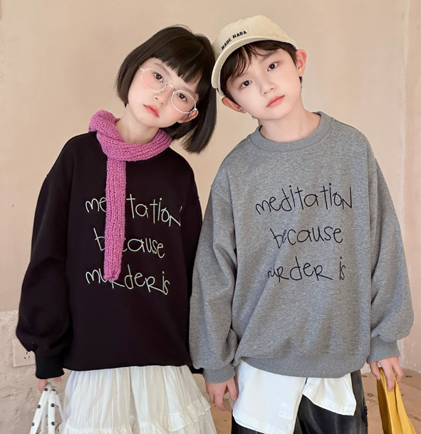 2025秋服新作韓国子供服　英字ロゴ　トレーナー