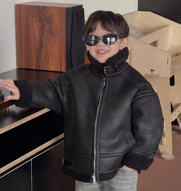 2025冬服新作韓国子供服　かっこいい　ジャケット