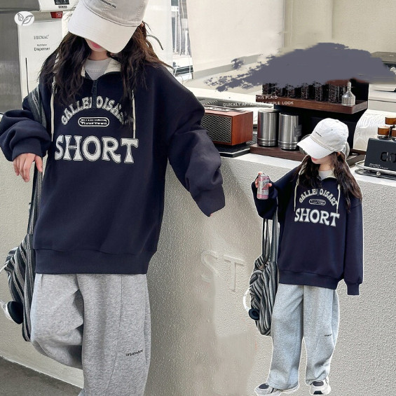 2025冬服新作韓国子供服　英字ロゴ　トップス