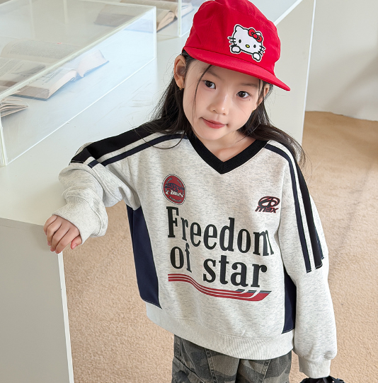 2026夏服新作韓国子供服　英字ロゴ　トップス