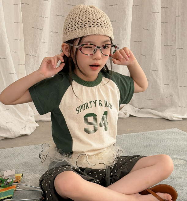 2026夏服新作韓国子供服　英字ロゴ　半袖ｔシャツ