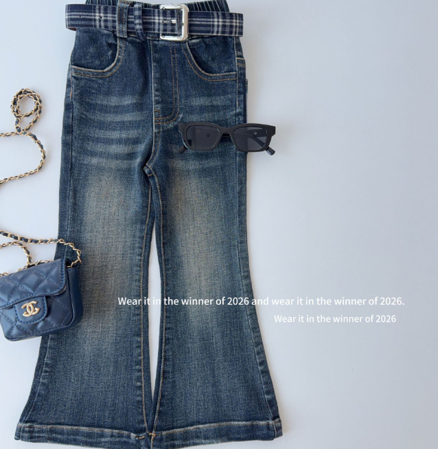 2026秋服新作韓国子供服　デニムパンツ　ベルト付き